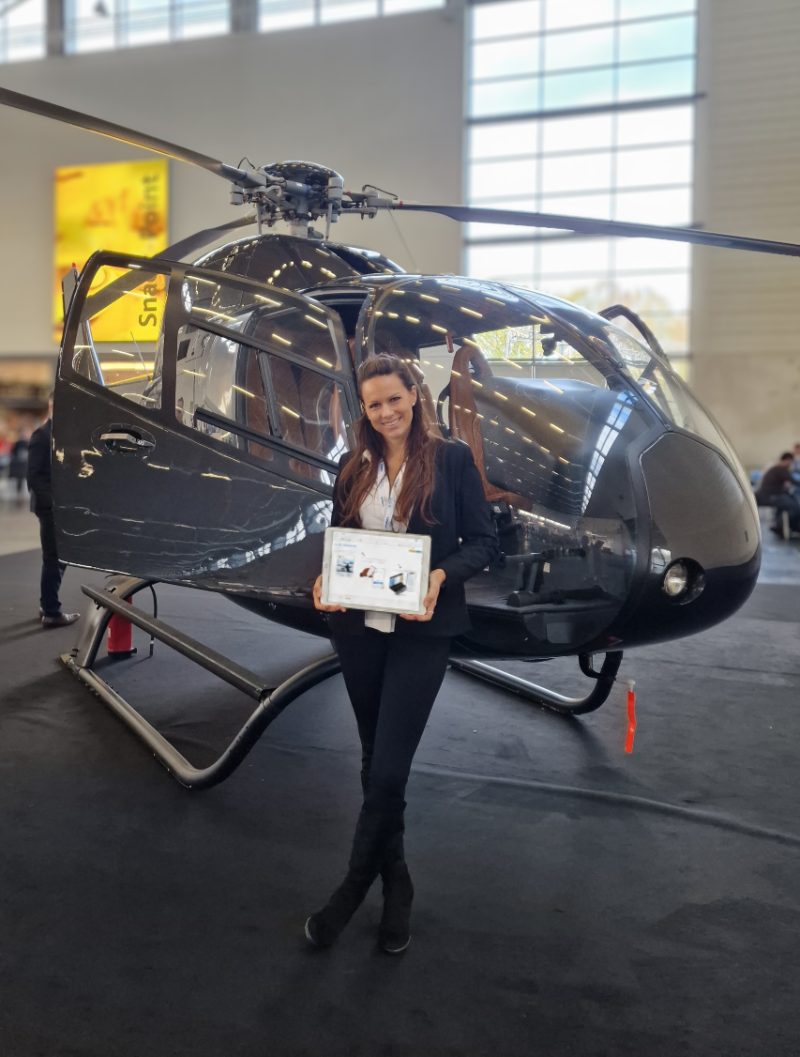 Jennifer DeHaven auf der AERO Messe